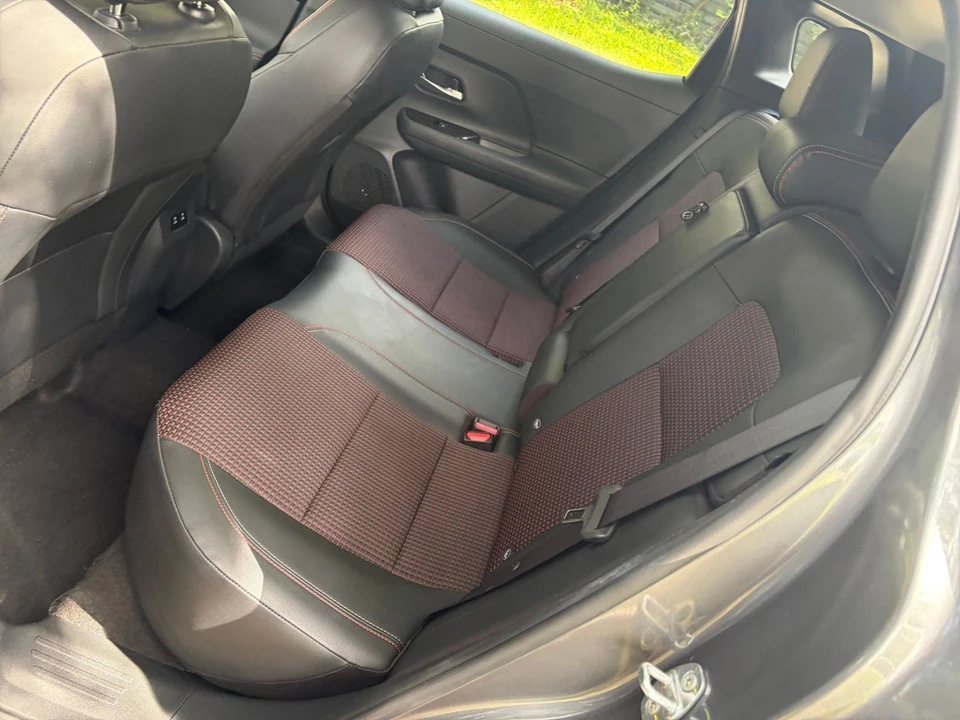 2026 Nissan Kicks - Image 26 of 31