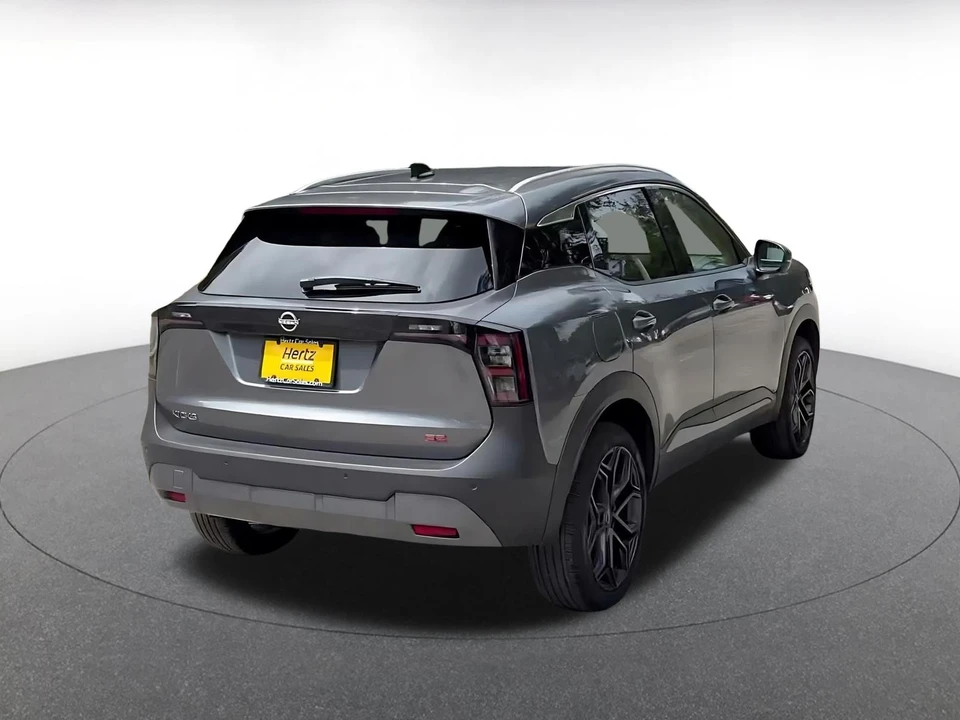 2026 Nissan Kicks - Image 16 of 31