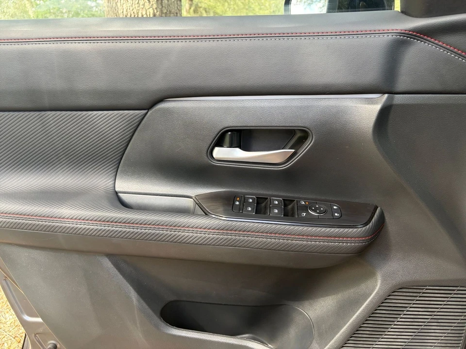 2026 Nissan Kicks - Image 20 of 31