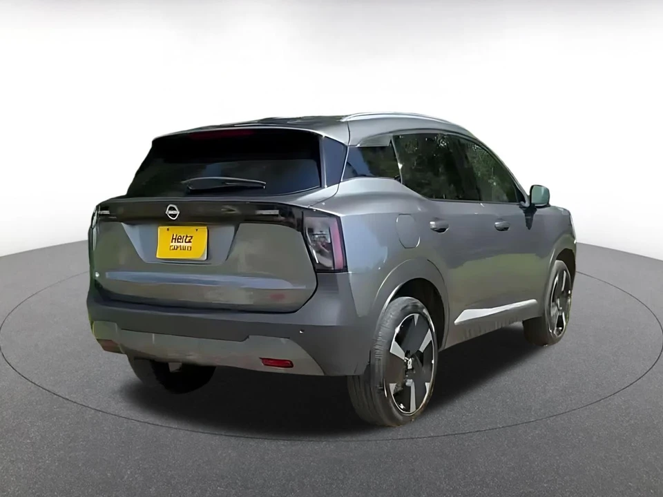 2026 Nissan Kicks - Image 14 of 31