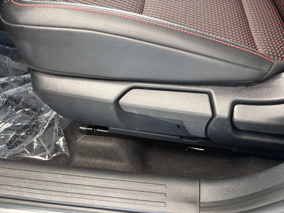 2026 Nissan Kicks - Image 24 of 31