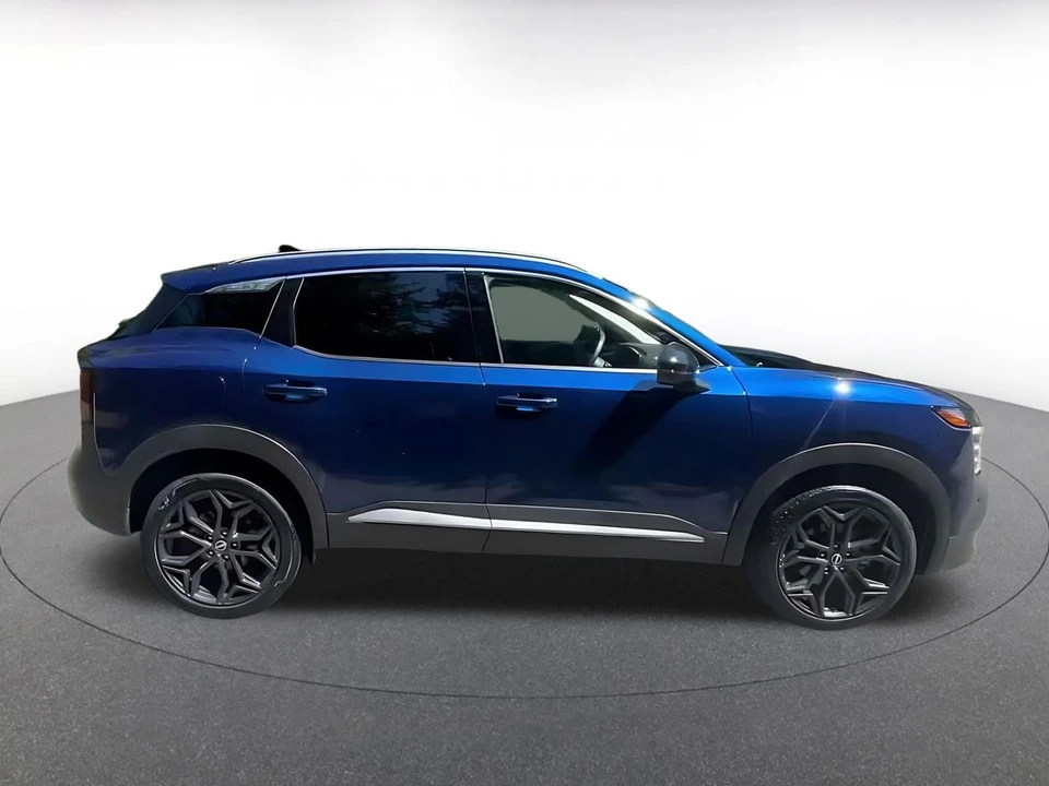 2026 Nissan Kicks - Image 17 of 31