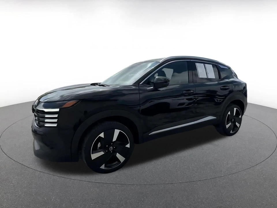 2026 Nissan Kicks - Image 9 of 31