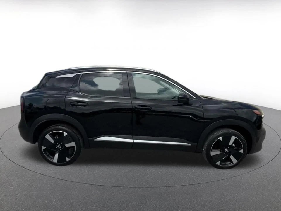 2026 Nissan Kicks - Image 18 of 31