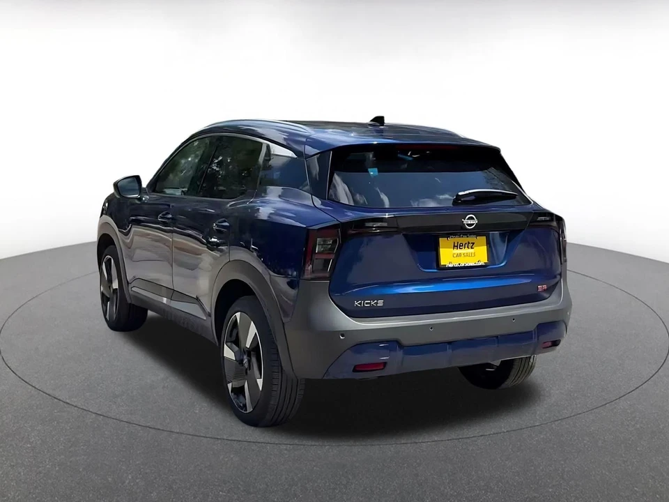 2026 Nissan Kicks - Image 12 of 31