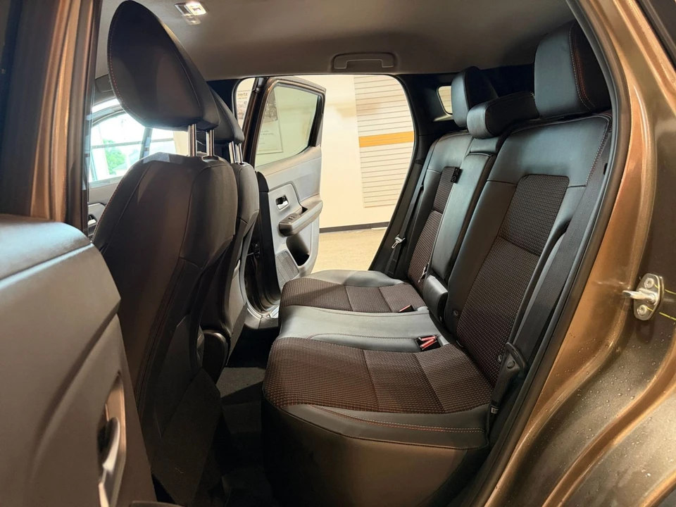 2026 Nissan Kicks - Image 26 of 31