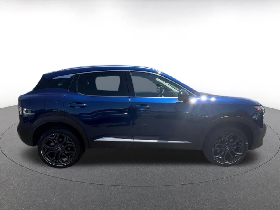 2026 Nissan Kicks - Image 17 of 31
