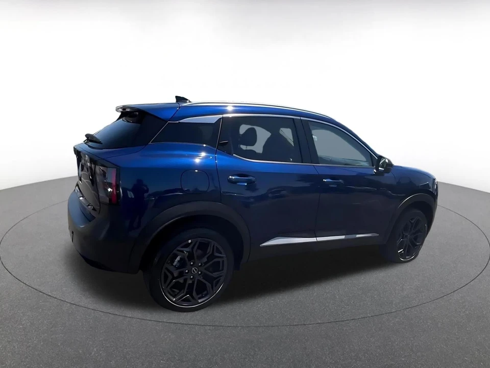 2026 Nissan Kicks - Image 16 of 31