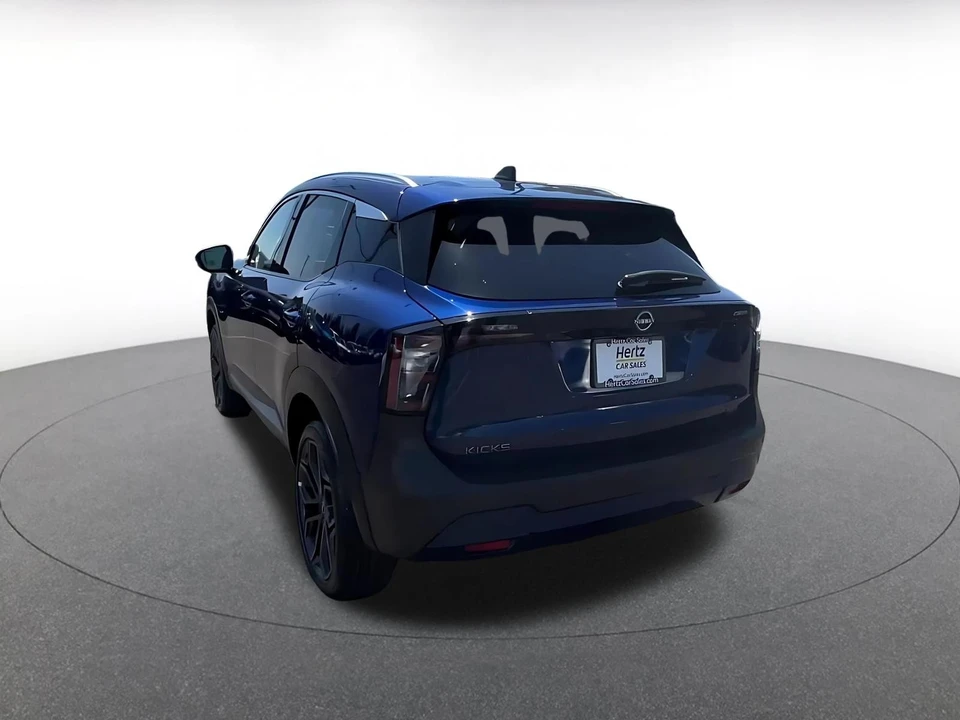 2026 Nissan Kicks - Image 12 of 31