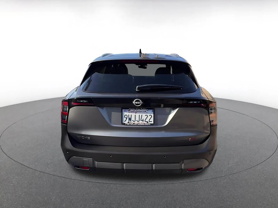 2026 Nissan Kicks - Image 14 of 31