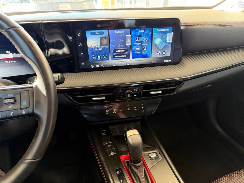 2026 Nissan Kicks - Image 19 of 31