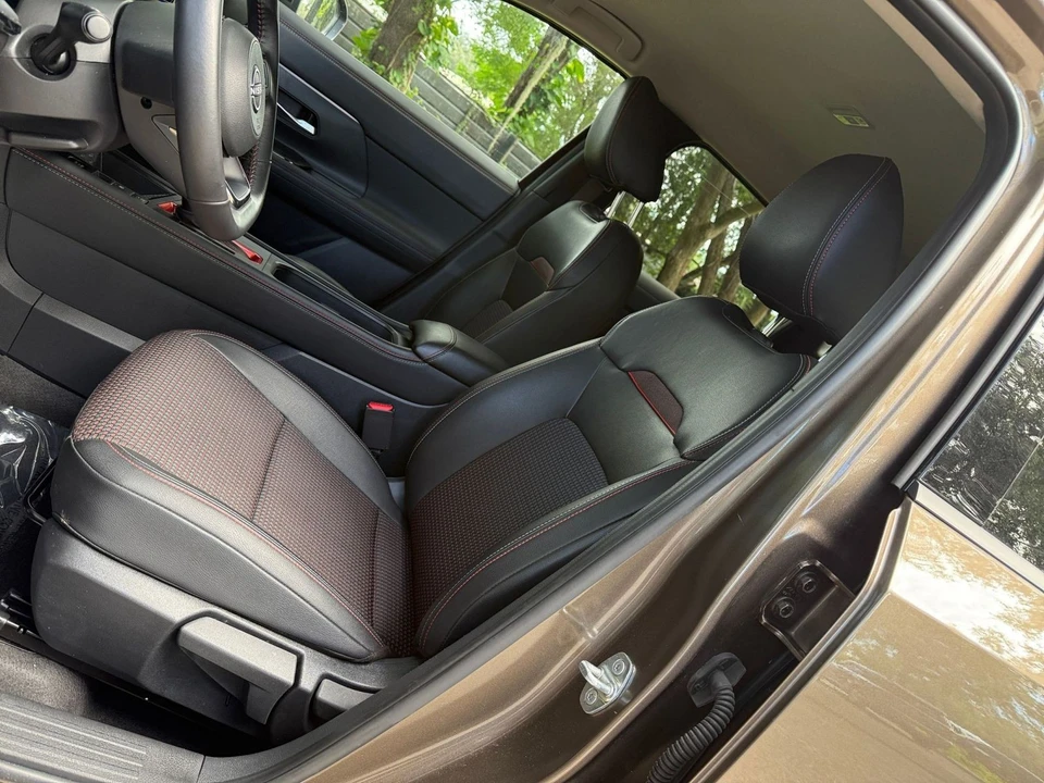 2026 Nissan Kicks - Image 24 of 31