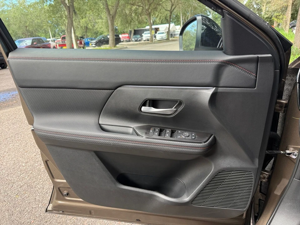 2026 Nissan Kicks - Image 20 of 31