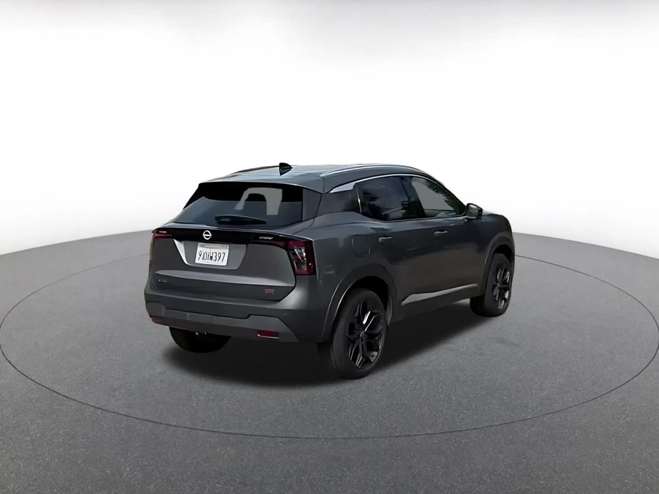 2026 Nissan Kicks - Image 15 of 31