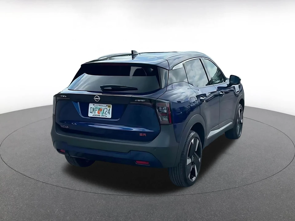 2026 Nissan Kicks - Image 16 of 31