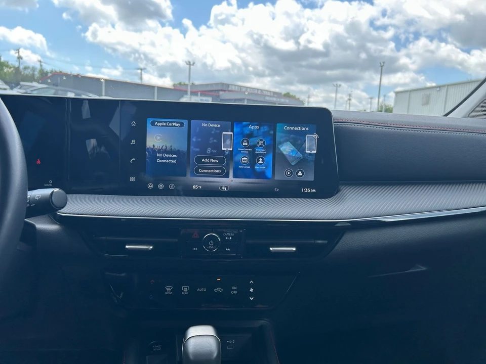 2026 Nissan Kicks - Image 18 of 31