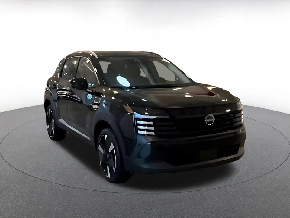 2026 Nissan Kicks - Image 3 of 31