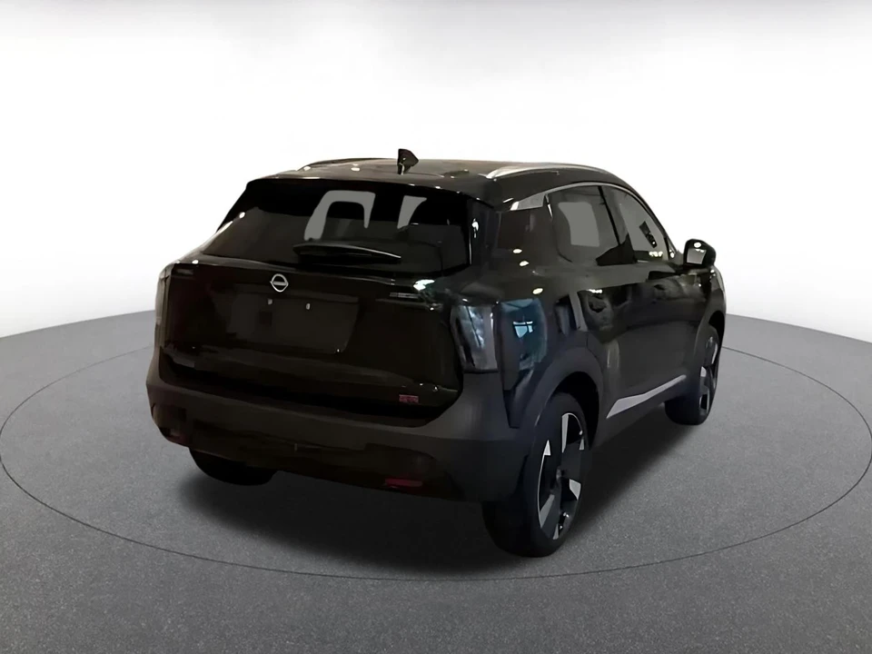 2026 Nissan Kicks - Image 14 of 31