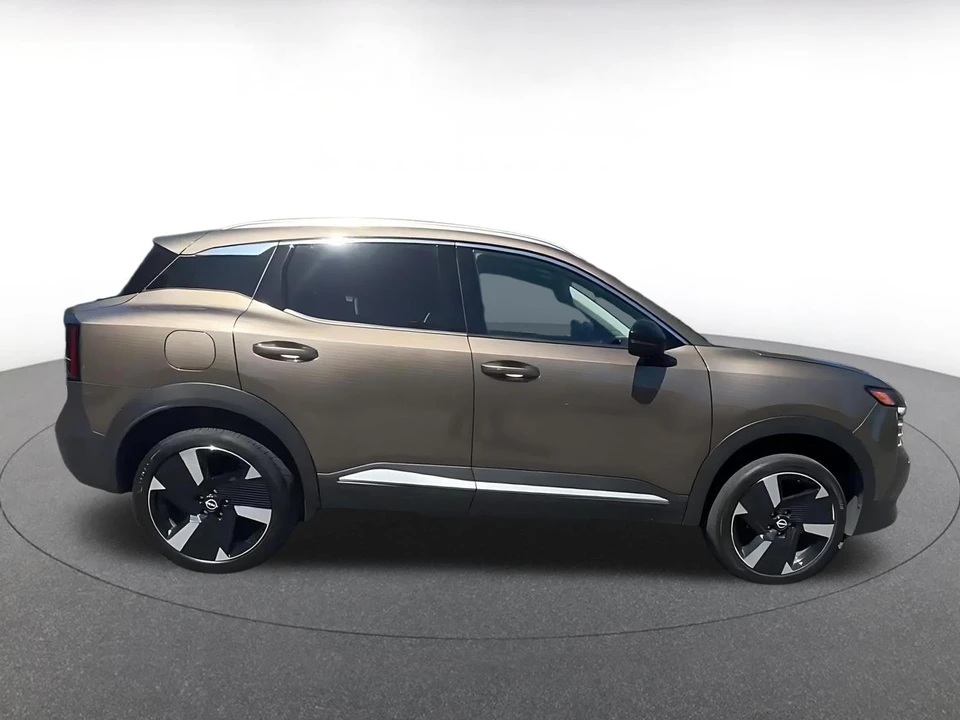 2026 Nissan Kicks - Image 18 of 31