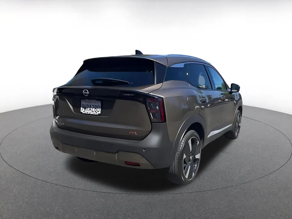 2026 Nissan Kicks - Image 17 of 31