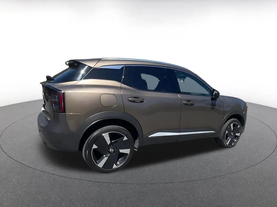 2026 Nissan Kicks - Image 16 of 31