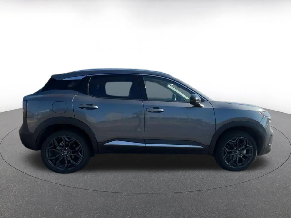 2026 Nissan Kicks - Image 18 of 31