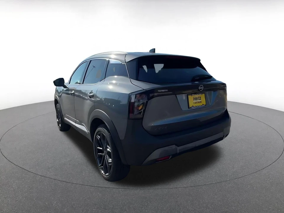 2026 Nissan Kicks - Image 13 of 31
