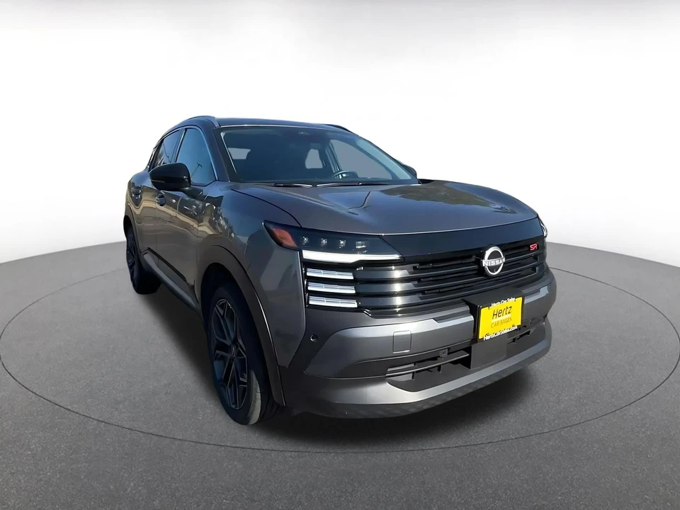 2026 Nissan Kicks - Image 3 of 31