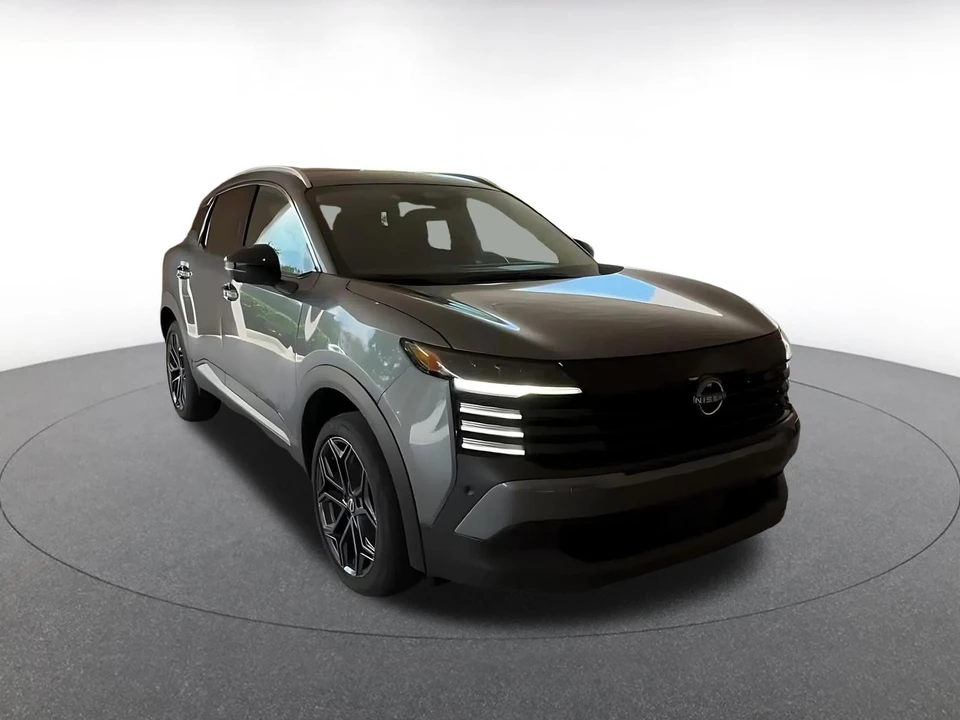 2026 Nissan Kicks - Image 3 of 31