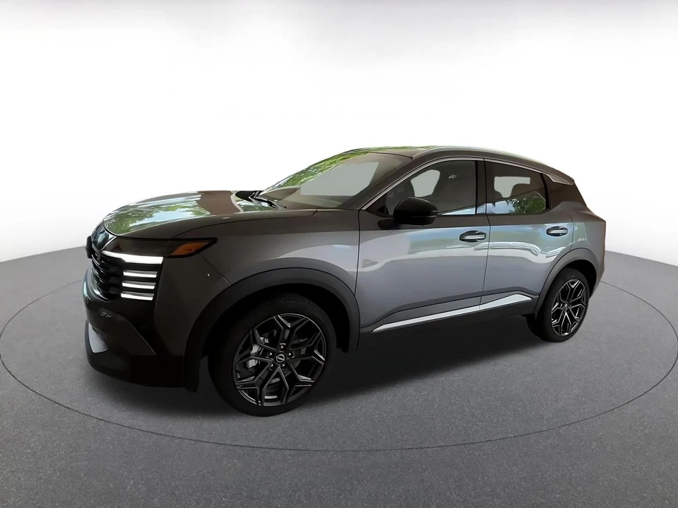 2026 Nissan Kicks - Image 8 of 31