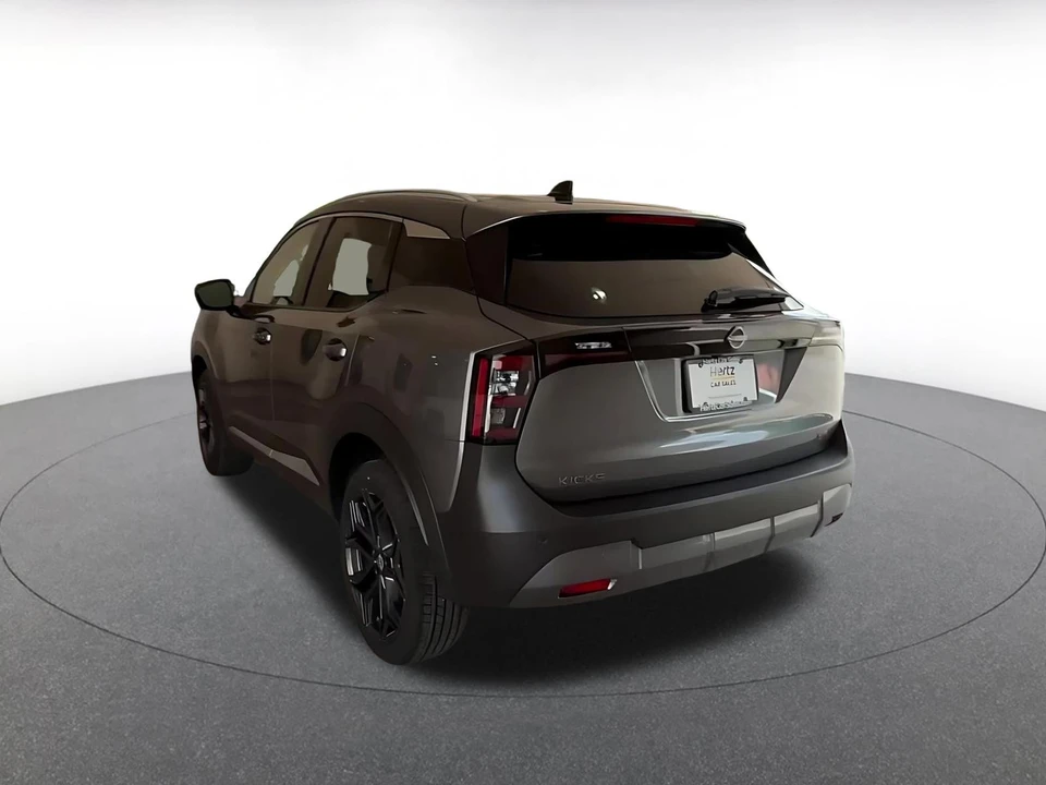 2026 Nissan Kicks - Image 12 of 31
