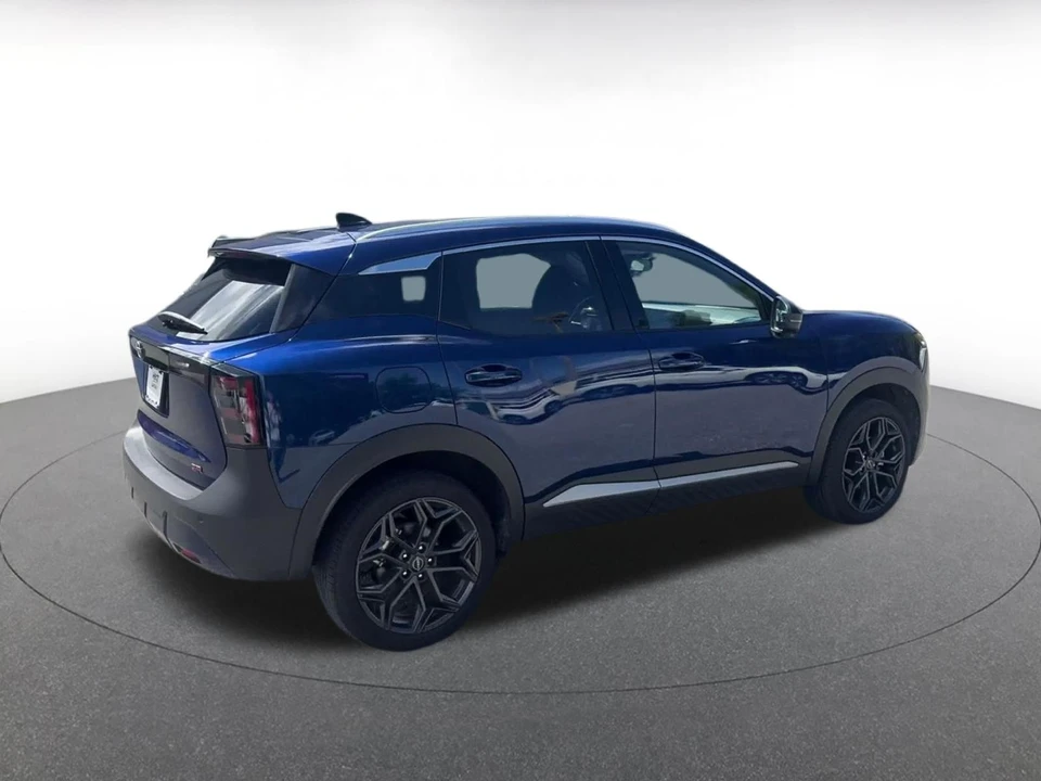 2026 Nissan Kicks - Image 15 of 31