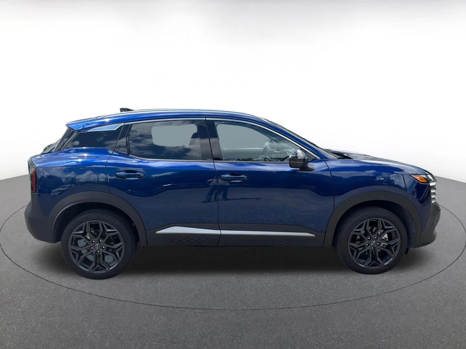 2026 Nissan Kicks - Image 16 of 31