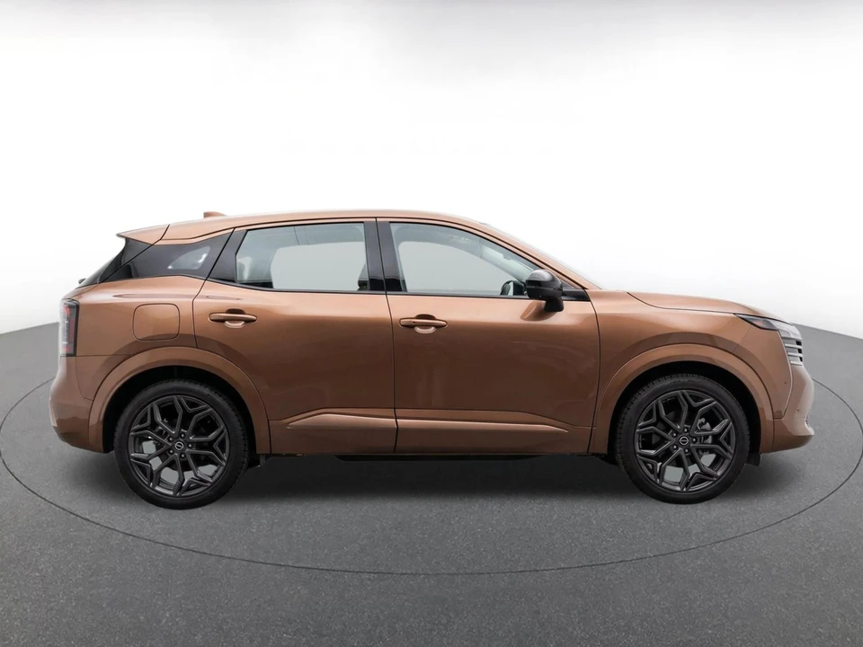 2026 Nissan Kicks - Image 11 of 23
