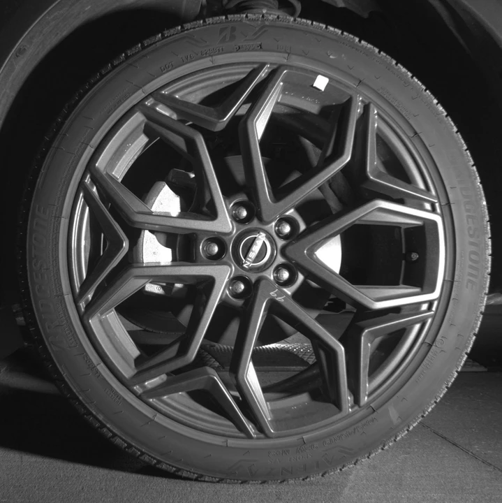 2026 Nissan Kicks - Image 15 of 23