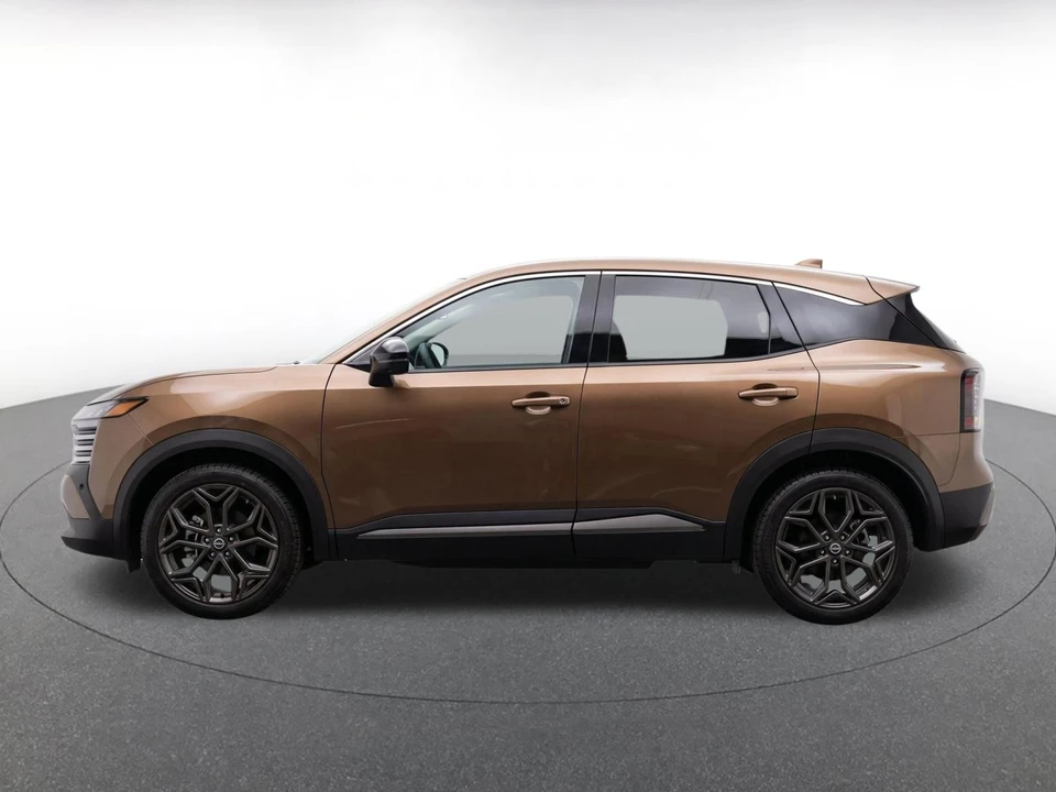 2026 Nissan Kicks - Image 4 of 23