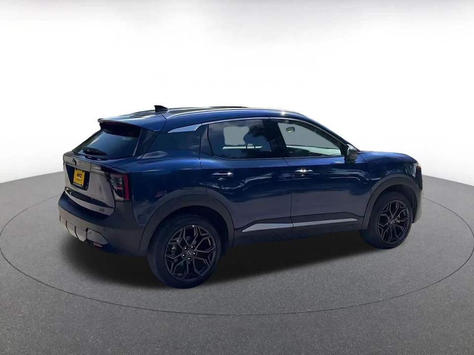 2026 Nissan Kicks - Image 16 of 31