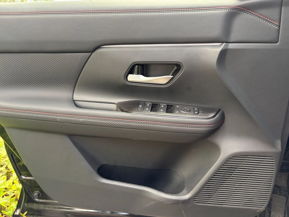 2026 Nissan Kicks - Image 20 of 31