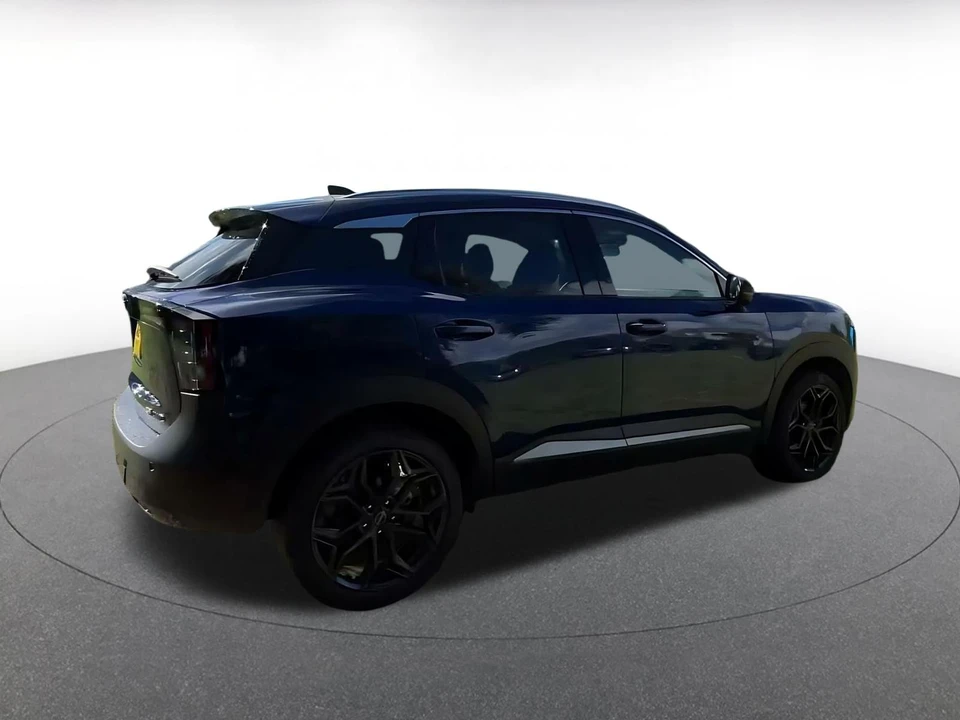 2026 Nissan Kicks - Image 16 of 31