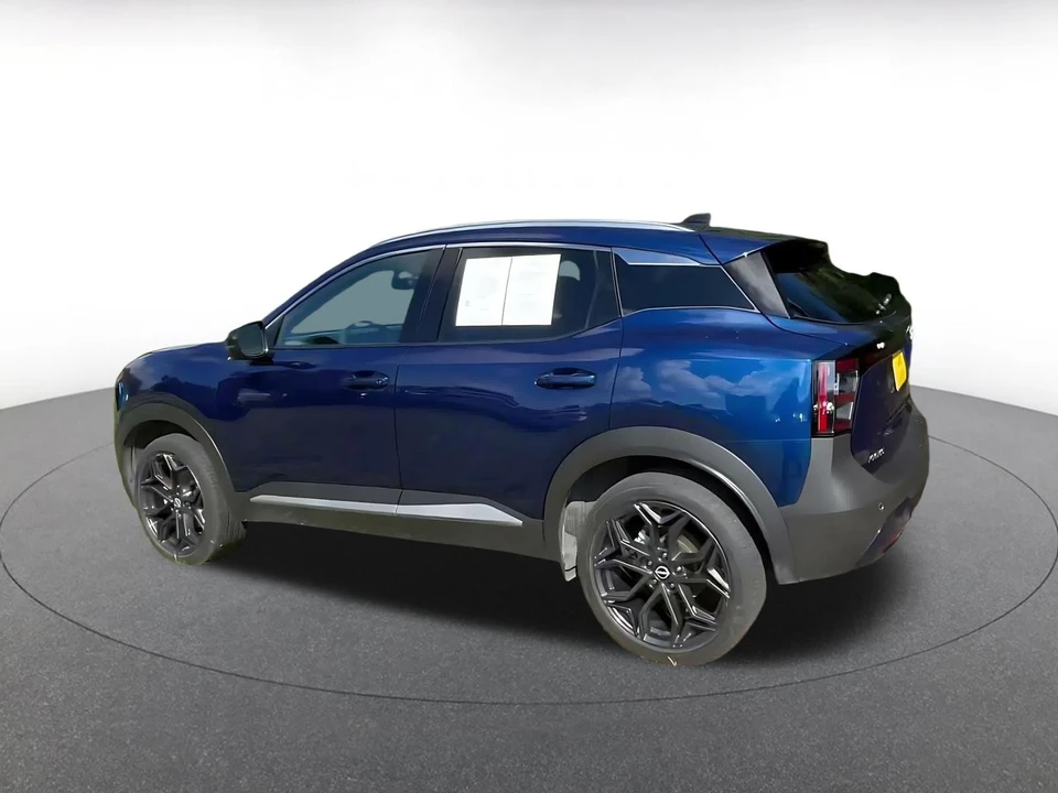 2026 Nissan Kicks - Image 11 of 31
