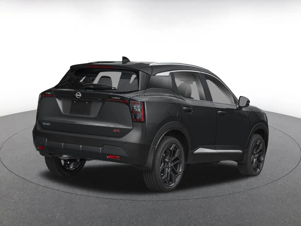 2026 Nissan Kicks - Image 9 of 18