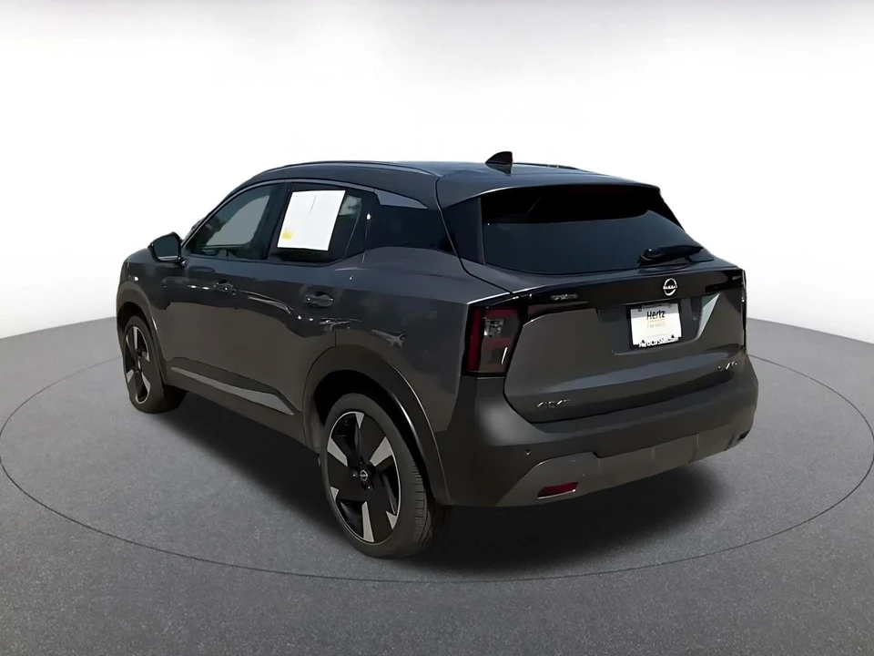 2026 Nissan Kicks - Image 12 of 31
