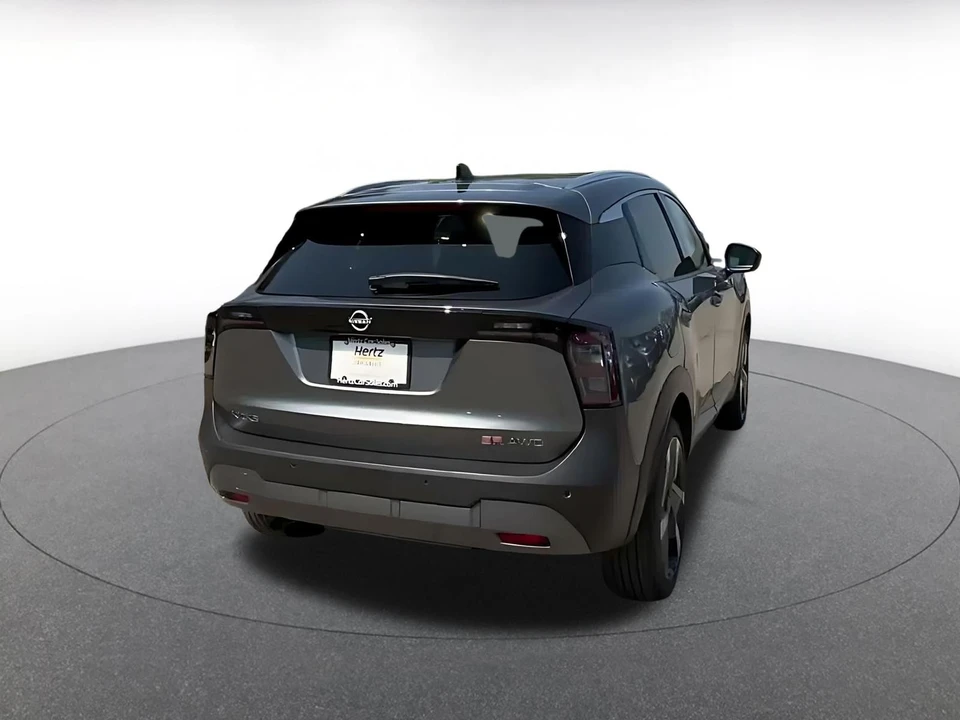 2026 Nissan Kicks - Image 15 of 31