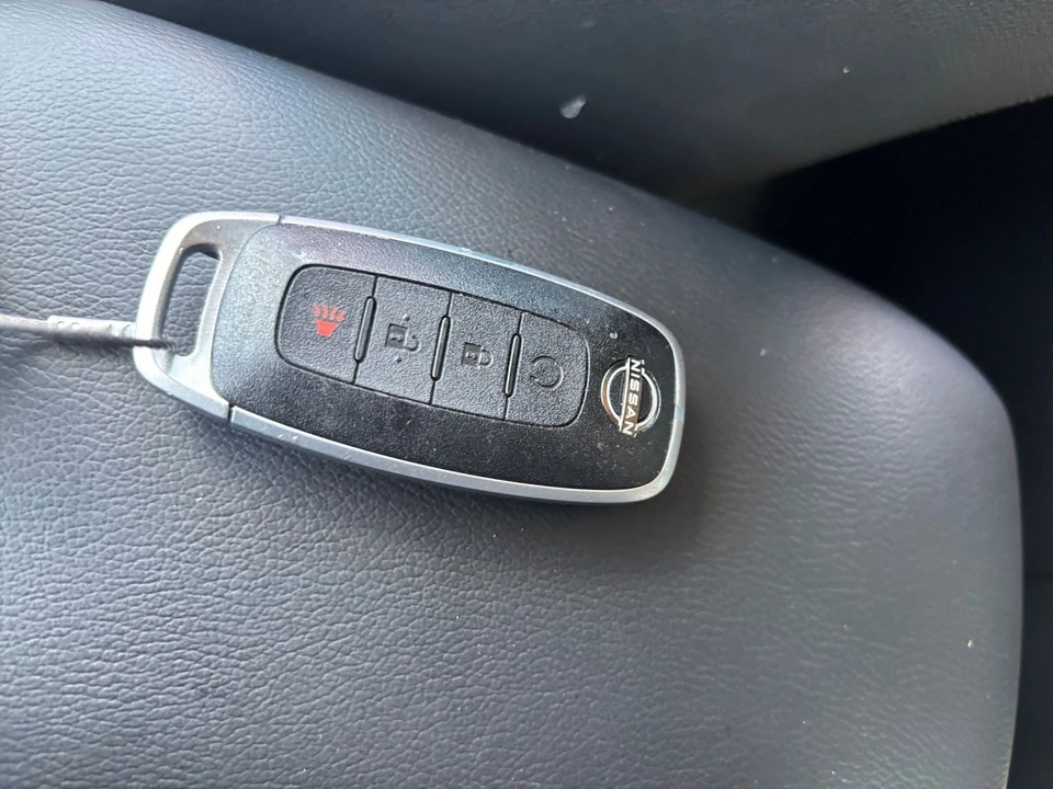 2026 Nissan Kicks - Image 22 of 31