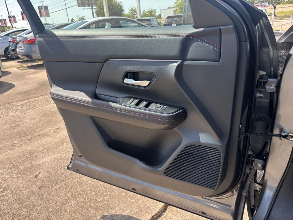 2026 Nissan Kicks - Image 20 of 31