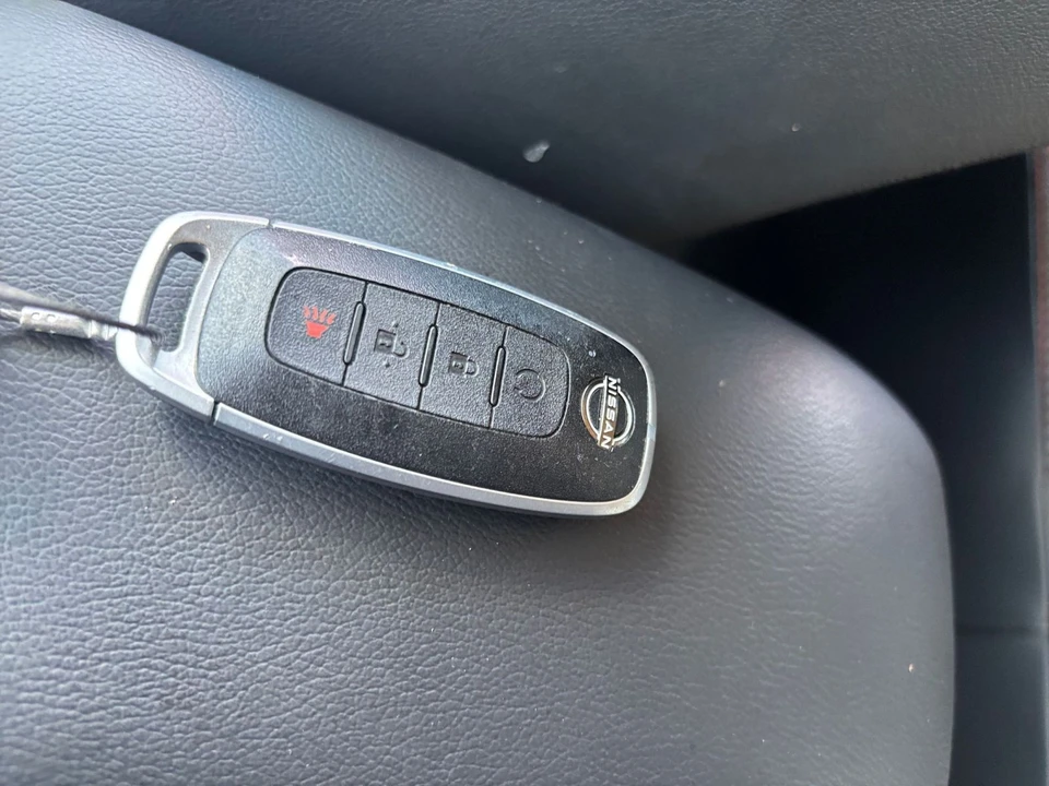 2026 Nissan Kicks - Image 24 of 31