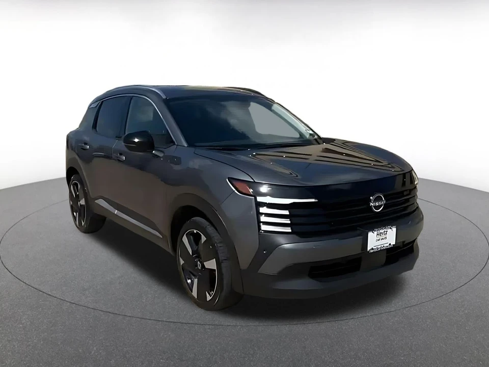 2026 Nissan Kicks - Image 3 of 31