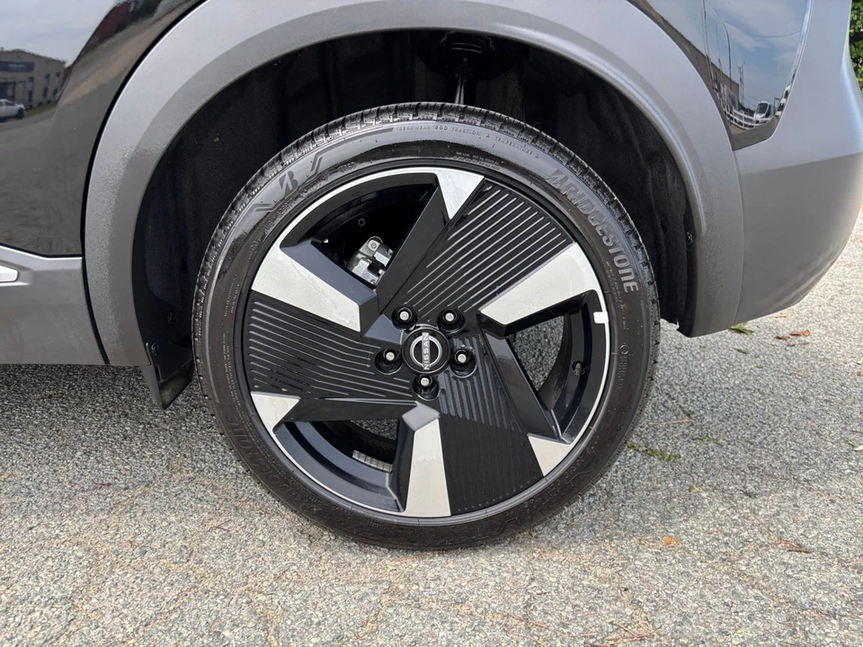 2026 Nissan Kicks - Image 30 of 31