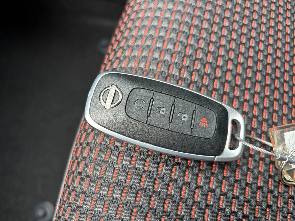 2026 Nissan Kicks - Image 24 of 31