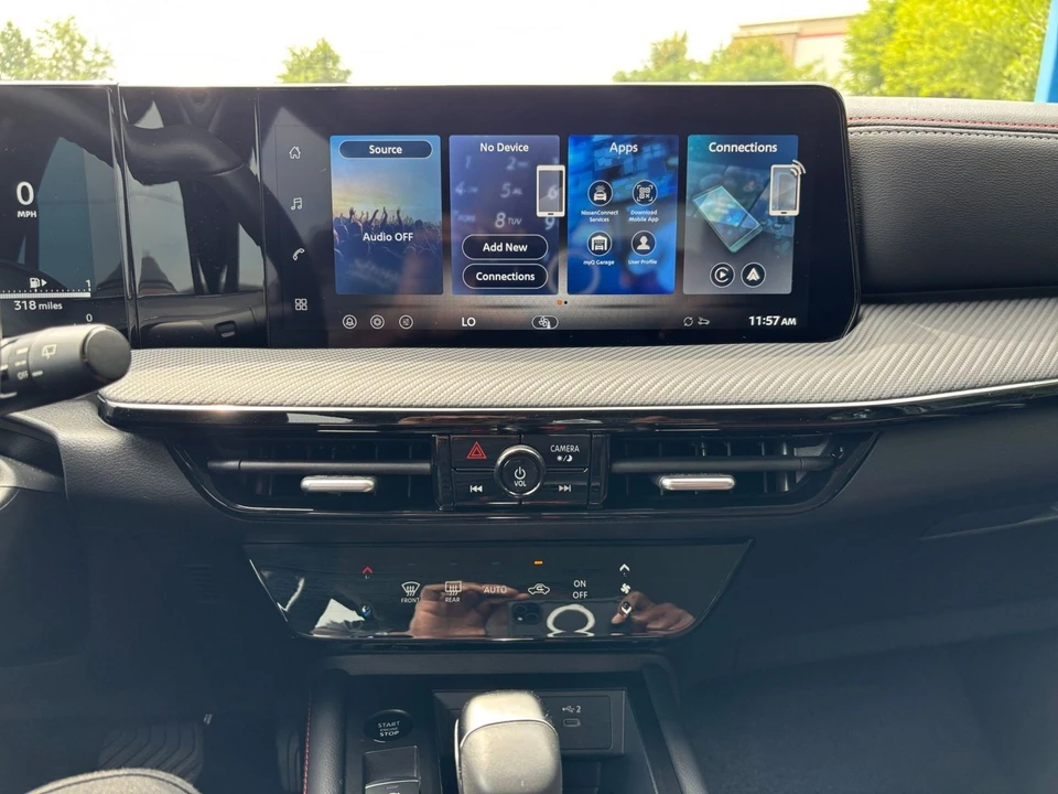 2026 Nissan Kicks - Image 18 of 31